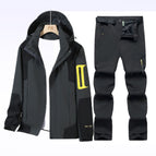 Men's gray clothes + black pants / L