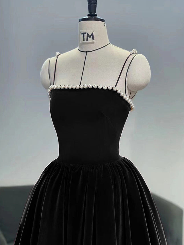 Black Dress 2025 New Dinner Annual Meeting Birthday Party Hepburn Style Suspender Dress Pearl Mini Dress