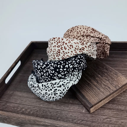 Korean Style Wide-Brimmed Leopard Print Headband for Women to Press Hair, Wash Face and Apply Facial Mask Headband Internet Celebrity Autumn and Winter Cross-Border Retro Hairpin Hair Accessories