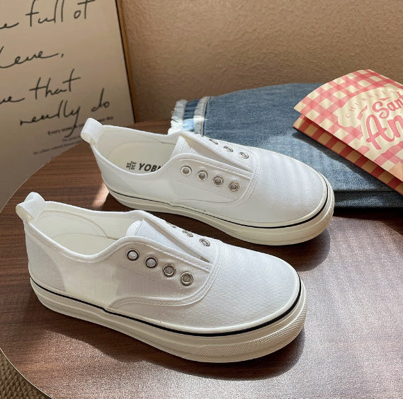 Slip-on Lazy Canvas Shoes Women's 2025 New Round-toed Thick-soled All-match Casual Sports Board Shoes