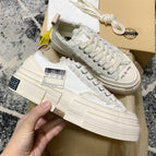 White qgx / 34