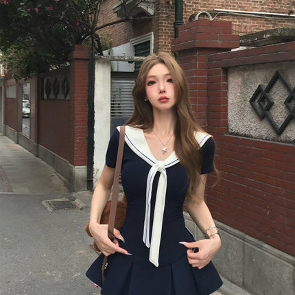 College Style Sexy Suit for Women Summer New T-Shirt Top Pleated Skirt Two-Piece Set for Small People