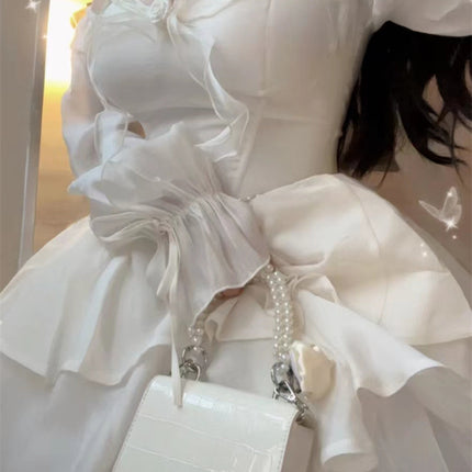 2026 Autumn Korean-Style Girl Group Dress with a Stylish Square Neckline, Waist-Cinching Design, Slimming Effect, Flared Sleeves, and Puffy Gown Dress