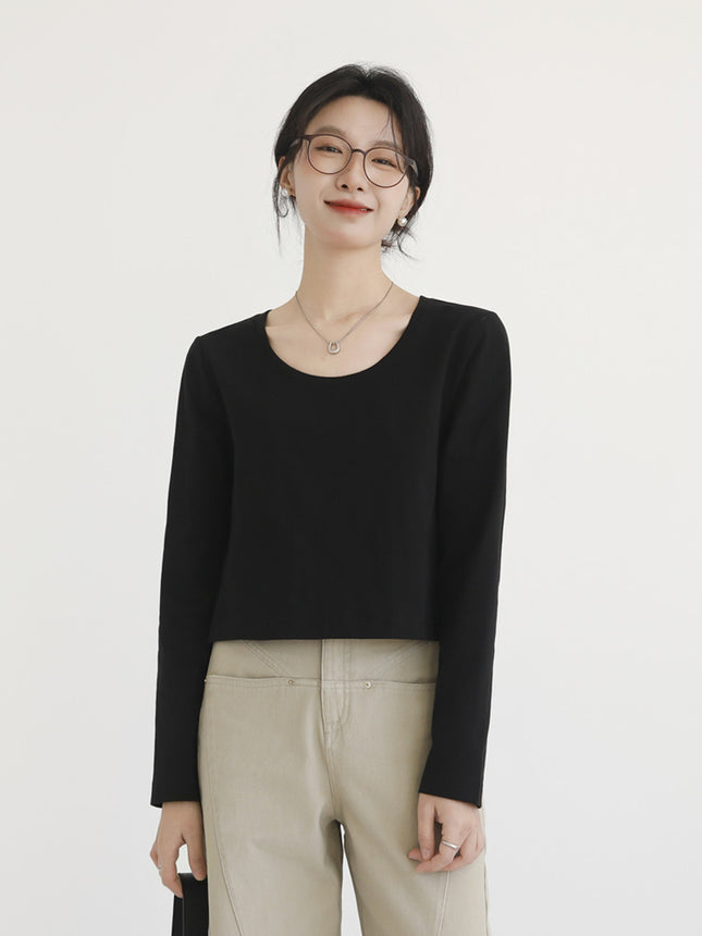 Short U-Neck T-Shirt for Women, Long-Sleeved, Regular Shoulder Fit, Loose Fit for Work, Crop Top