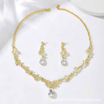 Vintage Light Luxury Crystal Drop Necklace Earrings suit Fashion Elegant Bridal Dress Accessories Necklace Jewelry Goods
