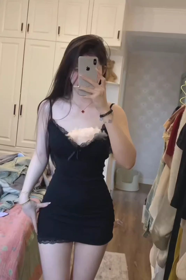 Lace Edge Base dress Women's Summer Sexy Figure Hip Skirt 2025 New Tight Strap Short Skirt