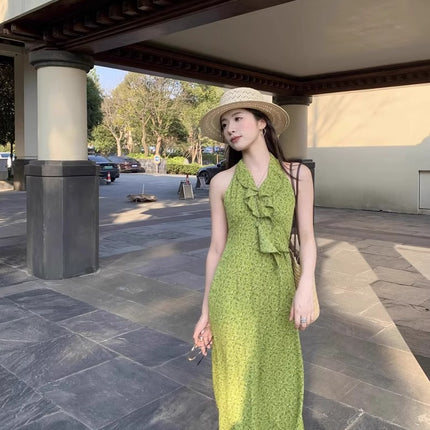Green French V-Neck Sleeveless Halterneck Floral Dress Women's Summer 2025 New Seaside Vacation Long Dress