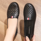 Black / 35