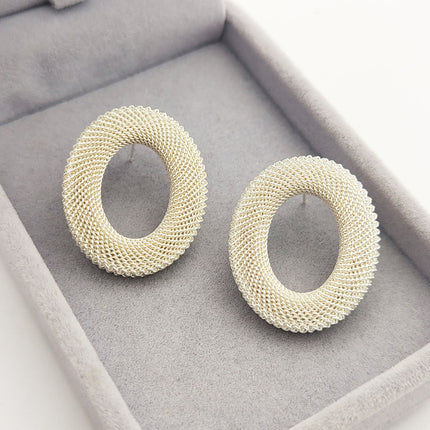 New European and American personality geometric circle earrings metal sense line heavy woven simple stud earrings temperament earrings
