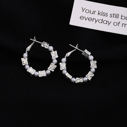 European and American Style Simple Elegant Metal Wind Ring Earrings Retro Exaggerated Irregular Electroplating High-grade Earrings for Women