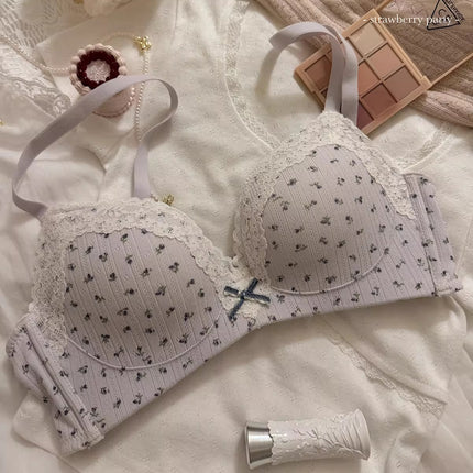 Strawberry Mochi ~ Gentle and Pure Desire Girl Lace Floral Underwear Women's Small Breast Push-Up Wireless Bra Set
