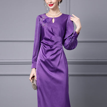 Zhili Purple Feminine Dress with Three-Dimensional Floral Decoration, Pleated Waist, and Bodycon Skirt That Accentuates the Figure, Spring 2026