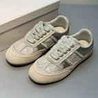 Light gray / 35