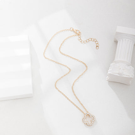 Four-Leaf Clover Necklace Wholesale New Cross-Border Alloy Jewelry Niche High-End Diamond Necklace Pendant Women's Clavicle Chain