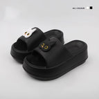 9012-1 Black and White Cat with Thick Bottom / 36-37