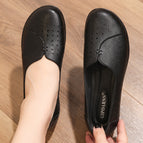 Black / 35
