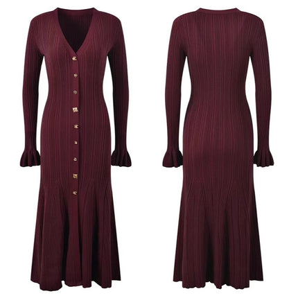French-Style Waist-Cinching Long Dress for Women with Gold Thread V-Neck and Gold Button Single-Breasted Design, 2026 Autumn and Winter New Model, Elegant Slim-Fit Knit Dress