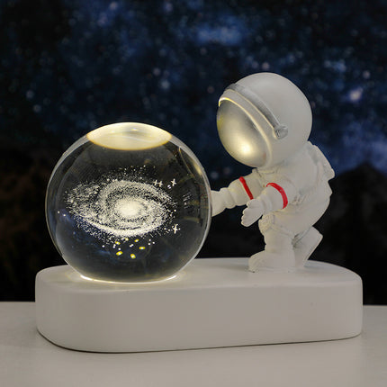 Creative Astronaut Crystal Ball Night Light Resin Crafts Desktop Ornaments Atmosphere Light Souvenir Birthday Gift