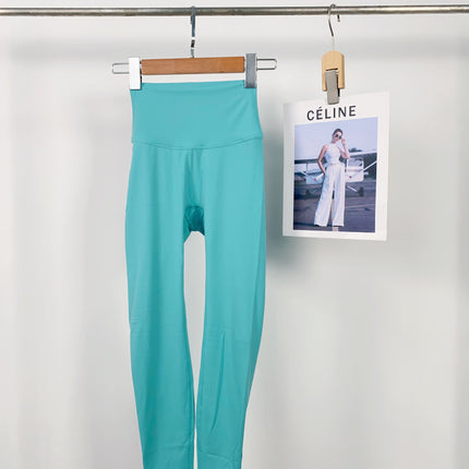 Yoga Pants with No Awkward Lines for Sports, Fitness, and Running, High-Waisted Yoga Pants for Autumn and Winter, High Elasticity