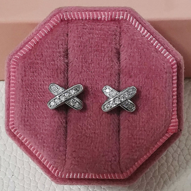 Amazon Minimalist Cool Style Zircon X-shaped Earrings for Women Simple Small Letter All-match Student Earrings e7501