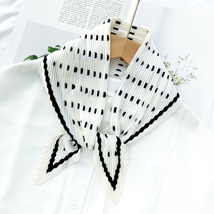 New wrinkled small square scarf female Korean imitation silk printed wrinkled small scarf Joker scarf decorative scarf wholesale