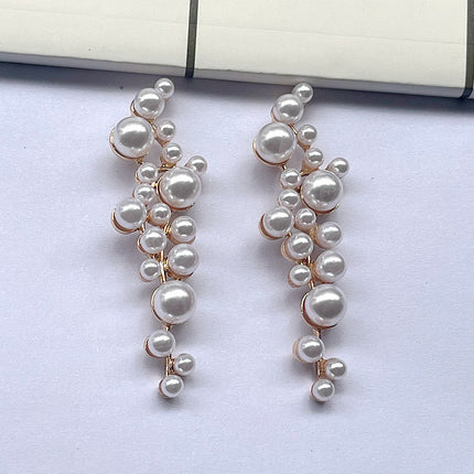 Europe and the United States cross-border trade imitation pearl earrings alloy geometric diamond pearl personality Joker accessories wholesale earrings