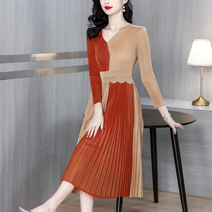 Miyake Pleated High-End Color-Blocking Women's 2026 Spring New Fashion Youthful Slimming Elegant Waist-Cinching Magic Dress