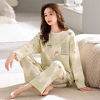 Cm-99 double long light green bunny round neck suit / M