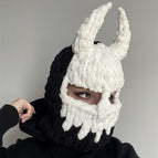 Black and white devil mask (excluding accessories) / All size is flexible
