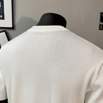 Men's White Henley Collar Short Sleeve Knitwear, Slim Fit, Figure-Displaying, Casual Single Button Design