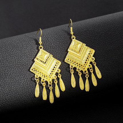 Ethnic Peacock Earrings Golden Bell Tassel Earrings Bohemian Leaf Pendant Scenic Earrings Wholesale