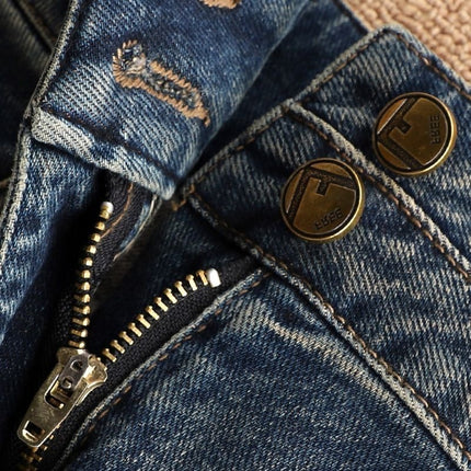 2025 Spring and Summer New Retro Slit Denim Skirt Pear-Shaped Figure High Waist Covering Flesh and Slimming Look A-Line Hip Skirt