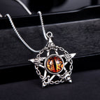 Luminous skull five-pointed star-yellow eye [with titanium steel chain]]