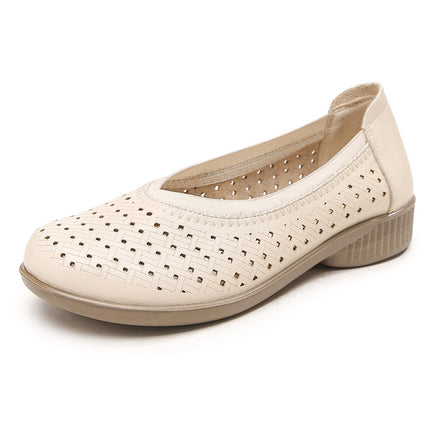 Mom's Shoes for Middle-Aged and Elderly Women, Summer 2026 New Style, Soft-Soled Leather Shoes, Breathable Non-Slip Sandals