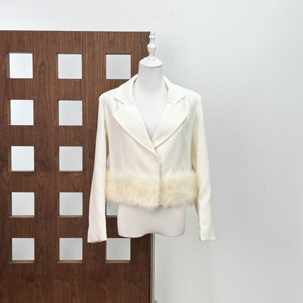 European and American Niche Design, Chanel-Style Single-Breasted Blazer with High-Waisted Fur-Trimmed Hem Skirt Set for Women