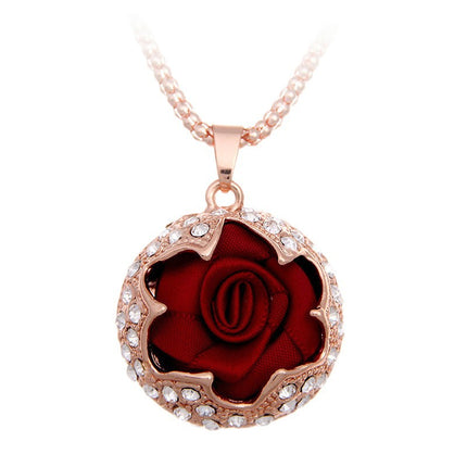 Autumn and winter high-grade rose pendant decorative necklace women's clothes pendant sweater chain long versatile accessories trendy