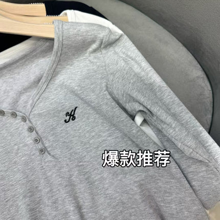 Autumn and Winter New Large Size V Neck Half-Breasted Long-Sleeved Bottoming Shirt for Women Brushed Loose and Comfortable Embroidered Tops for Women Wholesale