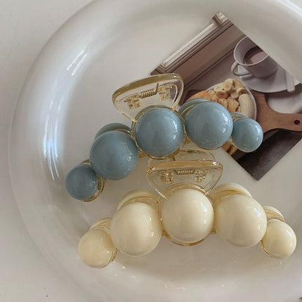 Celebrity-Inspired New High-Value French-Style Shark Hair Clip with Elegant Beads for Stray Hair, Suitable for the Back of the Head