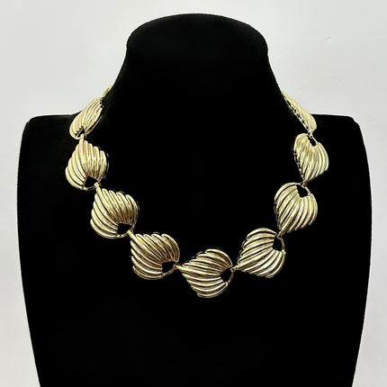 Amazon Cross-border Foreign Trade Jewelry Metal Shell Necklace Women Choker Niche Exaggerated Retro Light Luxury Clavicle Chain