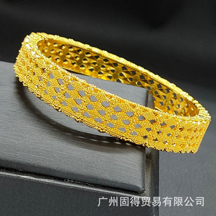 24K Gold Dubai Stereo Carved Buckle Bracelet Non-Fading Women's Middle East Dubai Jewelry Vietnamese Sand Gold Bracelet