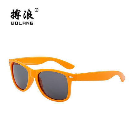New Trendy Rivet Sunglasses for Women, Stylish Black Retro Men's Sunglasses, Sunshade and Uv Protection Pc Sunglasses Wholesale