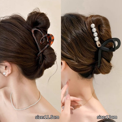 2025 New Style Hair Claw Clip for Women, Large Size for Thick Hair, Hairpin for the Back of the Head, Shark Clip, Versatile Heart-Shaped Hair Accessory