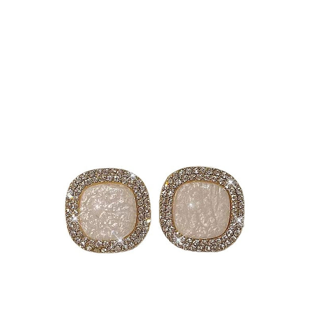 High-End Accessible Luxury Pearl Earrings for Women, French Retro Baroque Style Earrings, Women's Niche Design Earrings