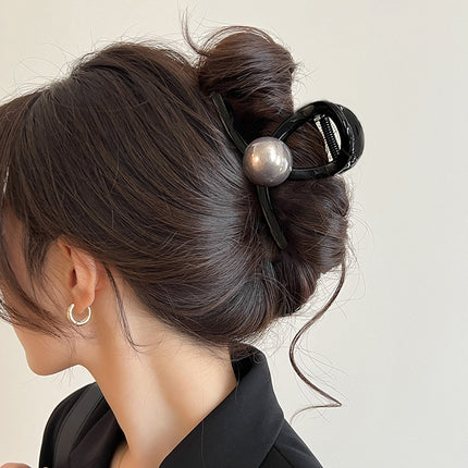 2025 New Style Hair Claw Clip for Women, Large Size for Thick Hair, Hairpin for the Back of the Head, Shark Clip, Versatile Heart-Shaped Hair Accessory