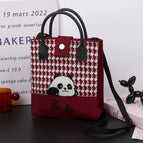 [light luxury and simple] squinting smiling panda (chengdu) angora red (black portable)112102