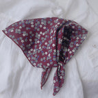Small green flowers on purplish red background / 100% cotton 58x58cm square scarf