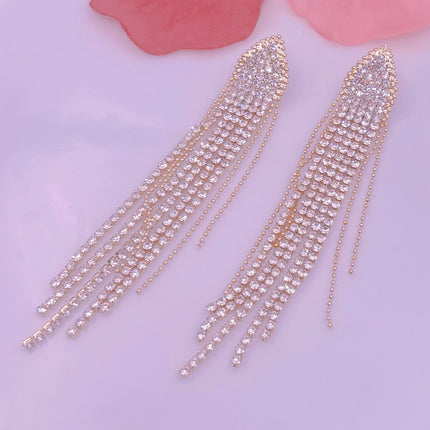 [special clearance] European and American personality silver needle diamond tassel love earrings fashion crystal flower rabbit earrings