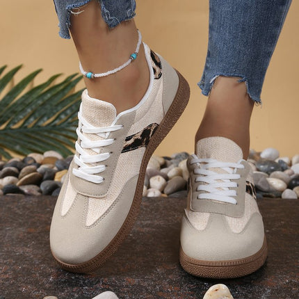 2025 Spring and Autumn Retro Leopard Print German Training Shoes Women's Cross-Border Round Toe Lace-Up Large Size Casual Versatile Women's Sneakers Foreign Trade