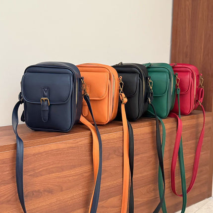 Amazon's New Shoulder Bag, Unisex, Fashionable Messenger Bag, High-Looking Casual Crossbody Bag, Mobile Phone Bag