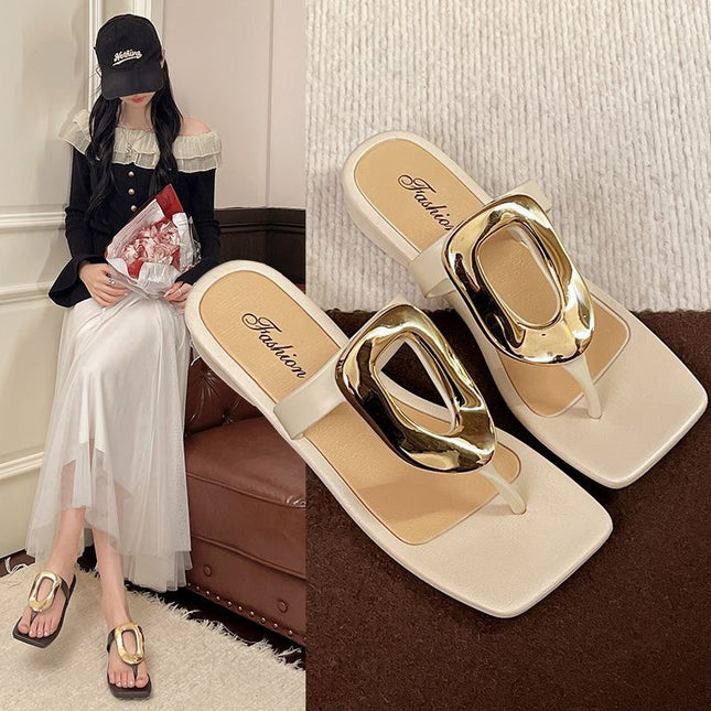 2025 New Style Square-Toe Open-Toe Thong Sandals for Outdoor Wear, Versatile Clip-Toe Casual Flat Sandals with Metal Buckle, Niche Summer Breathable Design